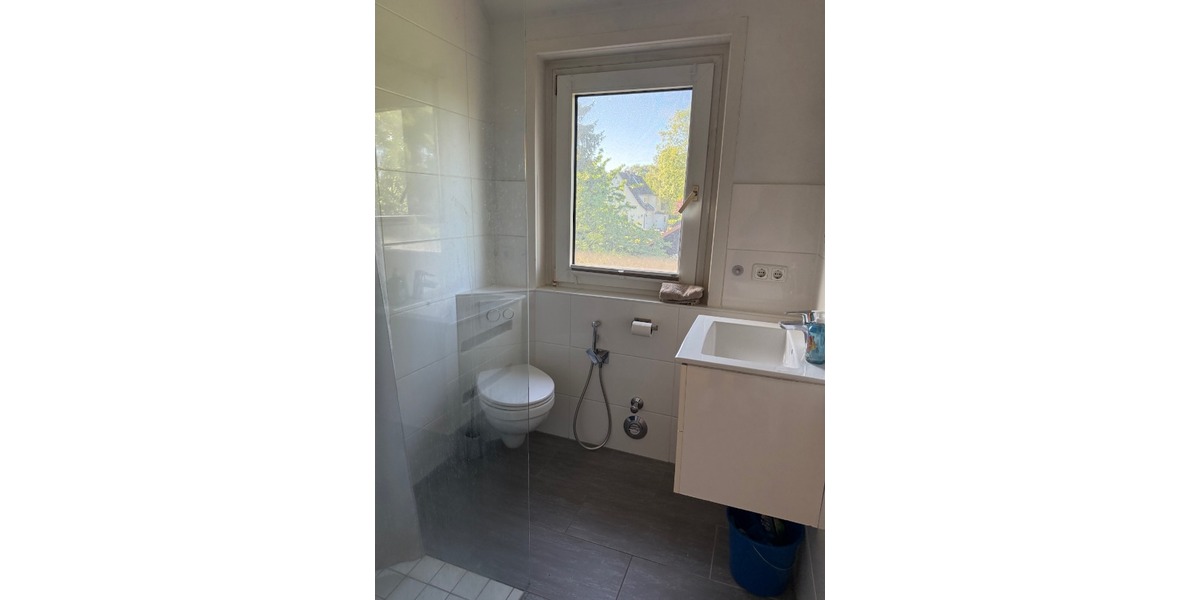 Renovierte Wohnung mit Dachterrasse - Dachgeschoßwohnung Hamburg Harburg | Angebot:26748304