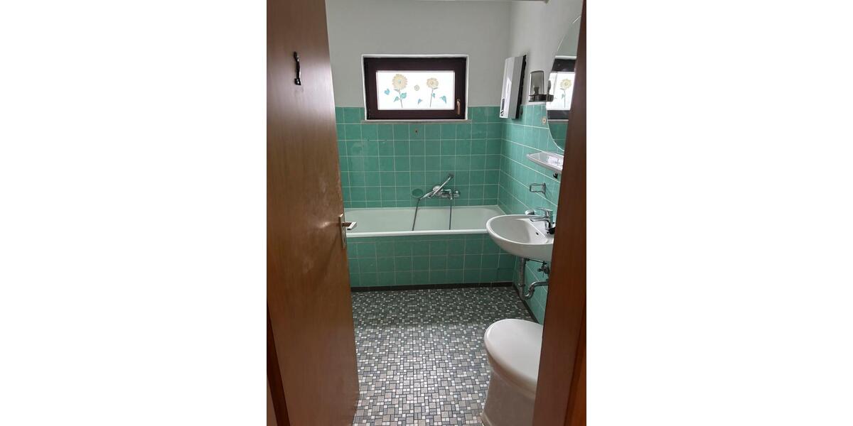 Etagenwohnung Bremen Hemelingen - 4 Zimmer, 81 m&sup2;, 1.300&euro; | Angebot:24748794