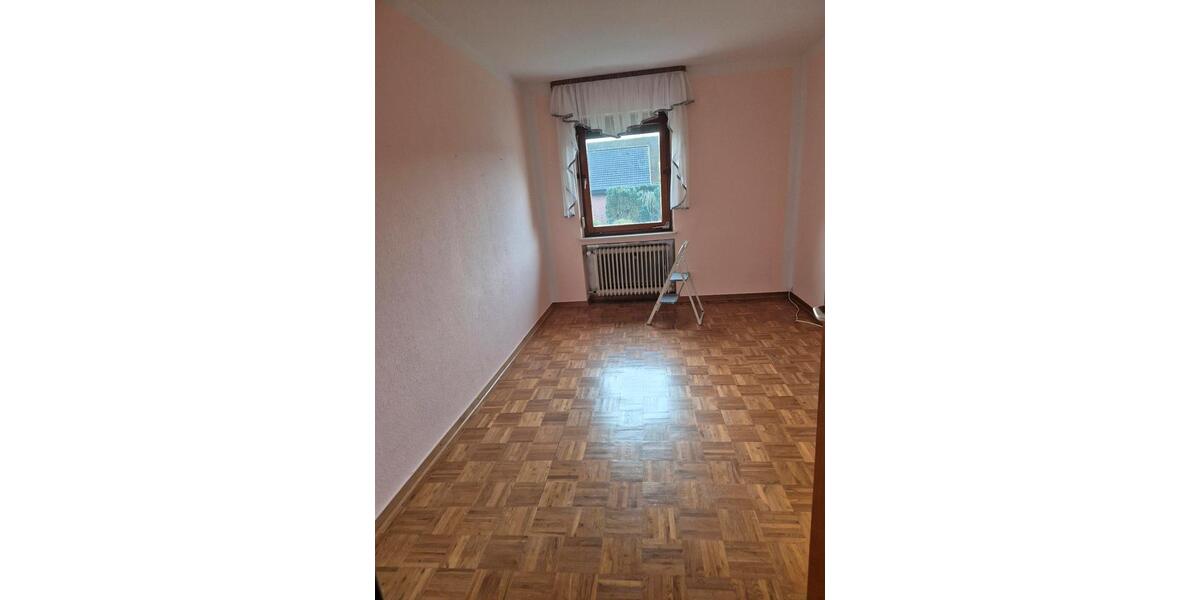 Erdgeschoßwohnung Hambühren - 4 Zimmer, 120 m&sup2;, 1.200&euro; | Angebot:26014275