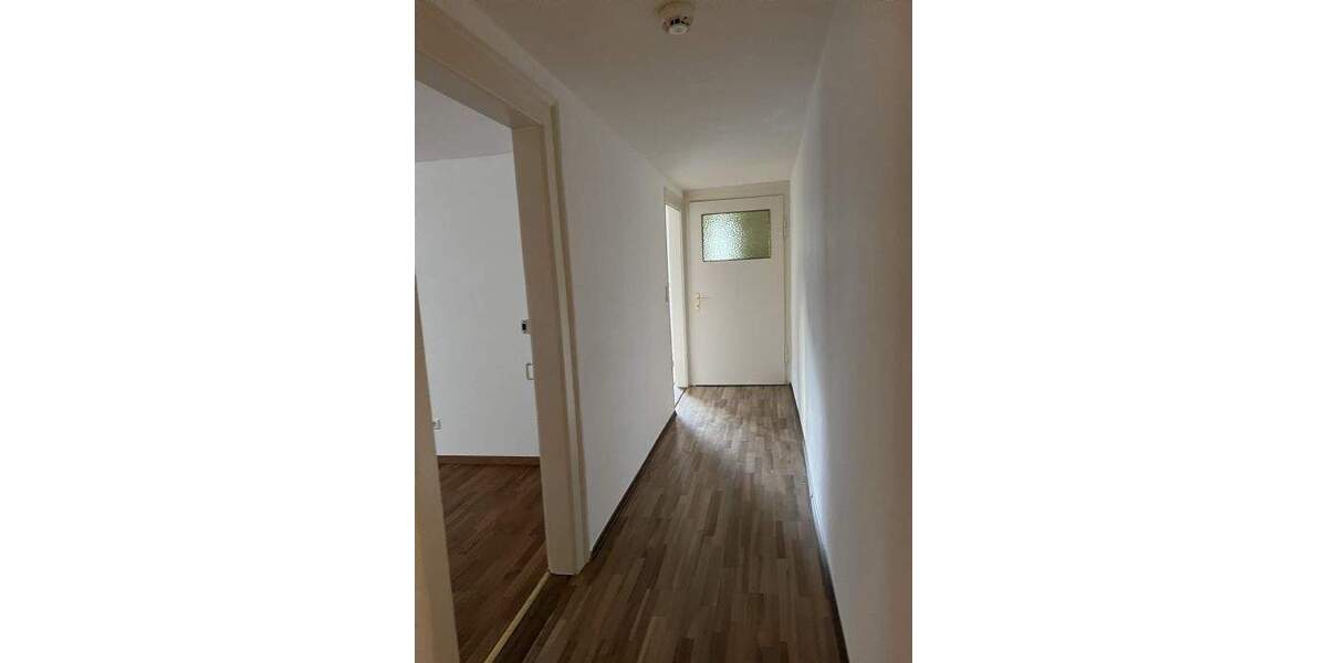 Etagenwohnung Engen - 3 Zimmer, 108 m&sup2;, 900&euro; | Angebot:26257441