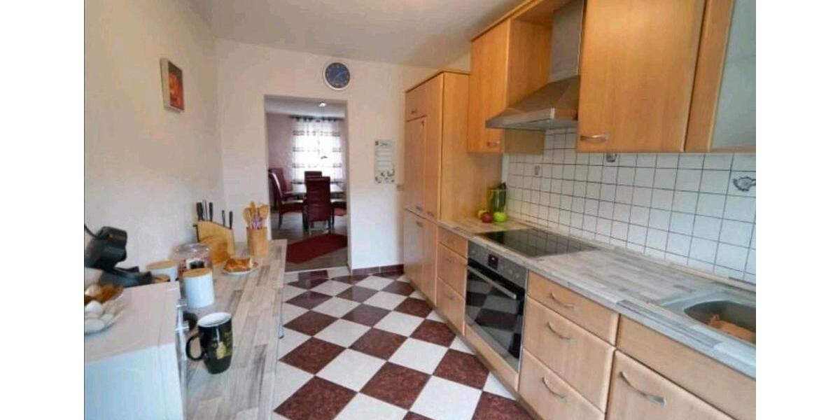Etagenwohnung Tuttlingen - 1 Zimmer, 12 m&sup2;, 270&euro; | Angebot:26550357