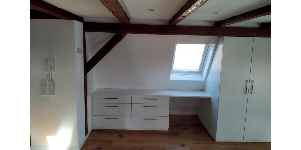 Dachgeschoßwohnung Esslingen am Neckar - 1 Zimmer, 50 m&sup2;, 750&euro; | Angebot:26694108