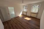 Etagenwohnung Wiesbaden Biebrich - 2 Zimmer, 47 m&sup2;, 990&euro; | Angebot:26325843