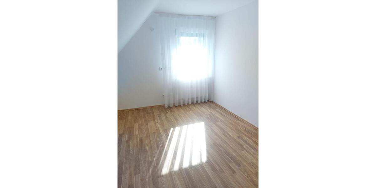 Wohnen auf Zeit Sankt Augustin - 2 Zimmer, 15 m&sup2;, 600&euro; | Angebot:25845311