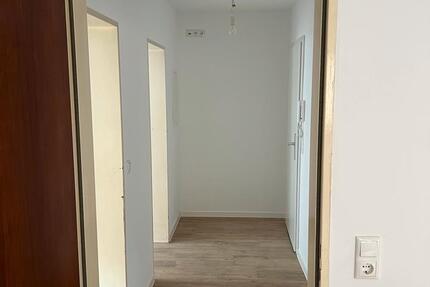 Wohnung Würzburg Sanderau - 2 Zimmer, 53 m&sup2;, 750&euro; | Angebot:26036121