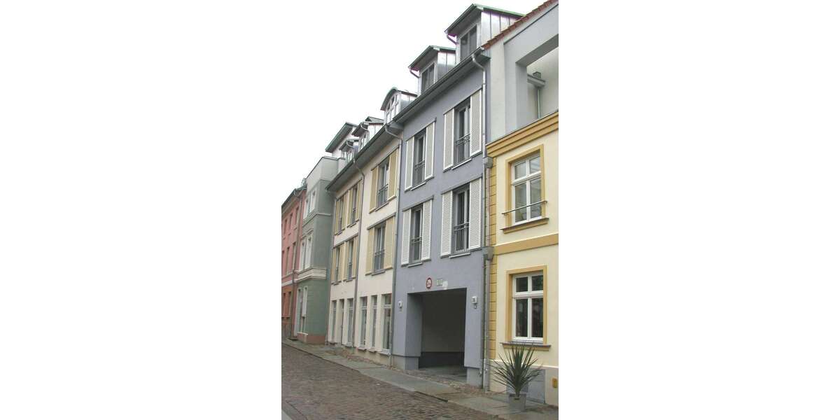 Etagenwohnung Stralsund Altstadt - 3 Zimmer, 72 m&sup2;, 828&euro; | Angebot:26023480