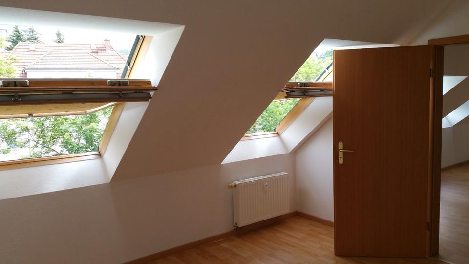 Dachgeschoßwohnung Döbeln - 2 Zimmer, 55 m&sup2;, 350&euro; | Angebot:26263487