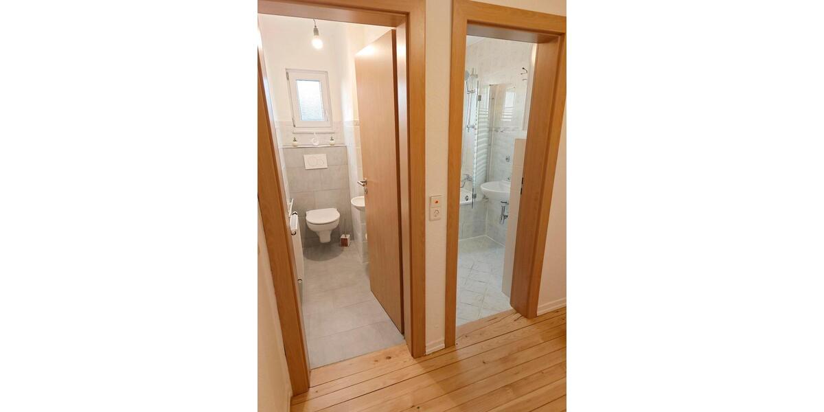 Etagenwohnung Malsch - 3 Zimmer, 100 m&sup2;, 850&euro; | Angebot:23834914