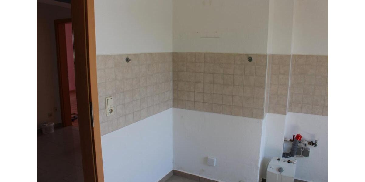 Erdgeschoßwohnung Weischlitz - 3 Zimmer, 65 m&sup2;, 357&euro; | Angebot:26284003