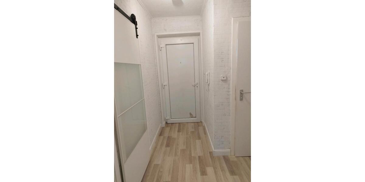 Etagenwohnung Detmold - 3 Zimmer, 72 m&sup2;, 570&euro; | Angebot:25990352