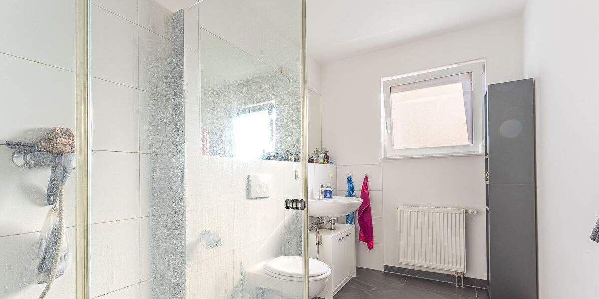 Einfamilienhaus Kassel Nord-Holland - 2 Zimmer, 730&euro; | Angebot:25846761