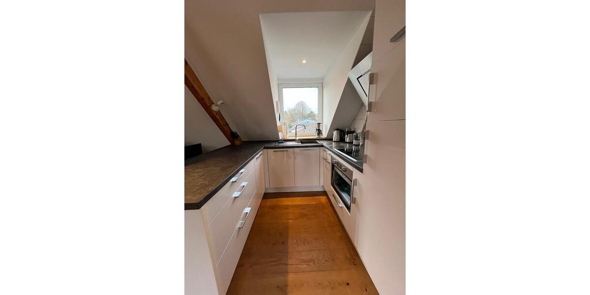 Dachgeschoßwohnung Mettmann - 2 Zimmer, 56 m&sup2;, 995&euro; | Angebot:26330106