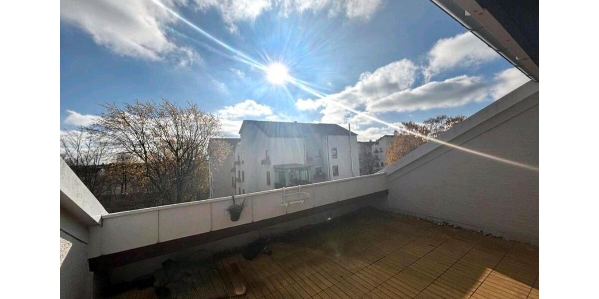 Dachgeschoßwohnung Augsburg Innenstadt - 2 Zimmer, 80 m&sup2;, 1.185&euro; | Angebot:25207645