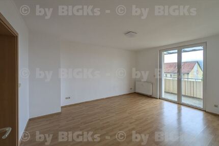 BIGKs - Suhl-Leninring: FREIE AUSSICHT - 3 Raum Wohnung Suhl,sep.Küche,Dusch-Wannenbad, Balkon (-;) - Wohnung Suhl Suhl Friedrich-Wolf-Straße | Angebot:26536227