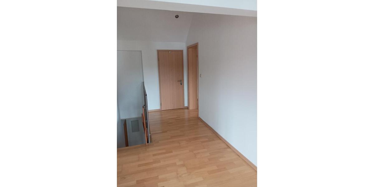Maisonettenwohnung Freudenberg - 5 Zimmer, 120 m&sup2;, 700&euro; | Angebot:25018061