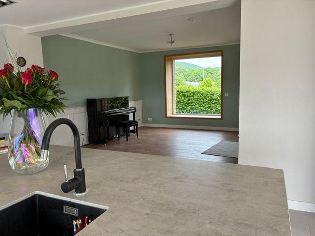Einfamilienhaus Bad Oeynhausen Dehme - 8 Zimmer, 245 m&sup2;, 2.450&euro; | Angebot:26568095