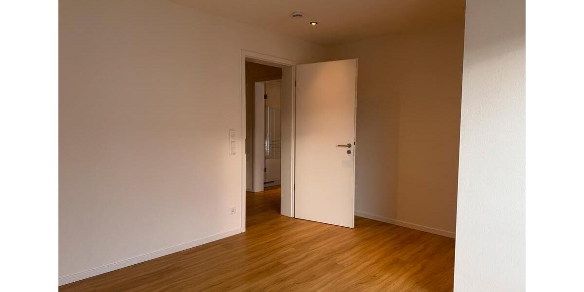 2 Zimmer Wohnung inkl. Küche,Garage,Süd Balkon 2 zimmer