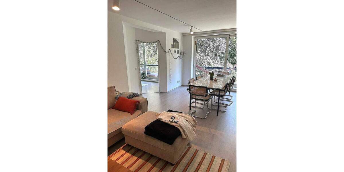 Etagenwohnung Hamburg Uhlenhorst - 3 Zimmer, 121 m&sup2;, 2.600&euro; | Angebot:24545946