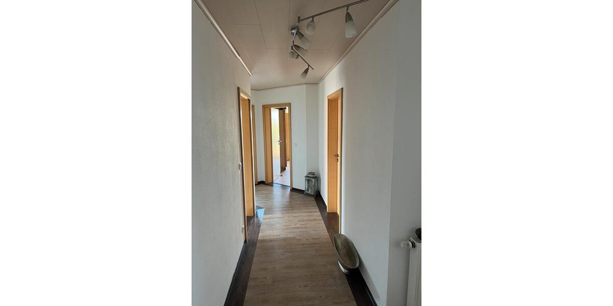 Dachgeschoßwohnung Buttenwiesen - 3.5 Zimmer, 100 m&sup2;, 1.400&euro; | Angebot:26705063