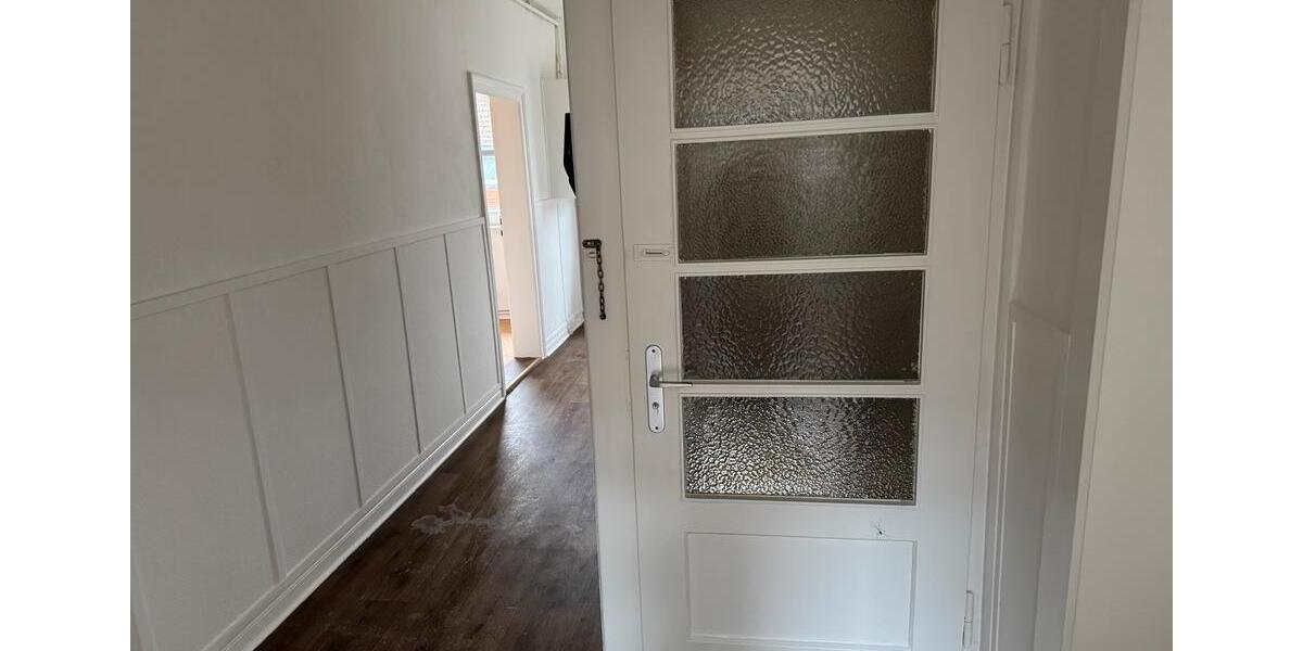 Etagenwohnung Delligsen - 4 Zimmer, 100 m&sup2;, 720&euro; | Angebot:26443669