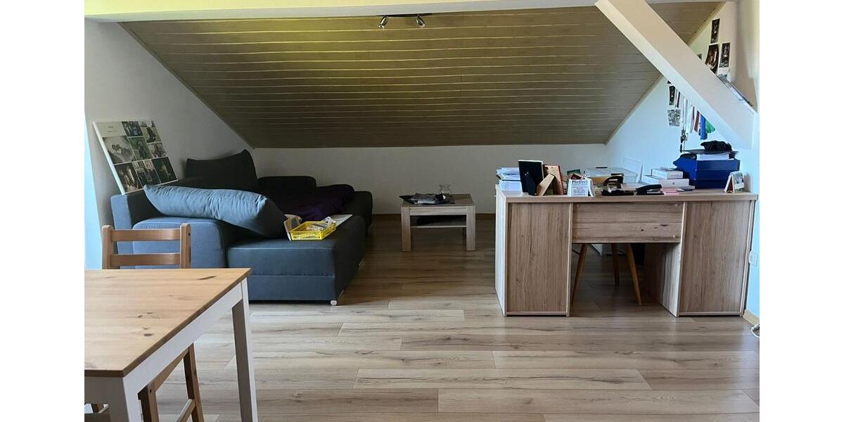 Dachgeschoßwohnung Eppenschlag - 1 Zimmer, 33 m&sup2;, 245&euro; | Angebot:25932593