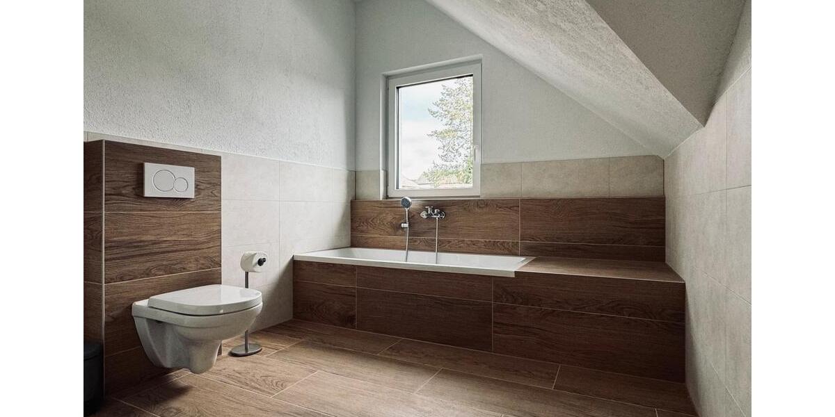 Dachgeschoßwohnung Braunfels - 3 Zimmer, 120 m&sup2;, 2.790&euro; | Angebot:26420245