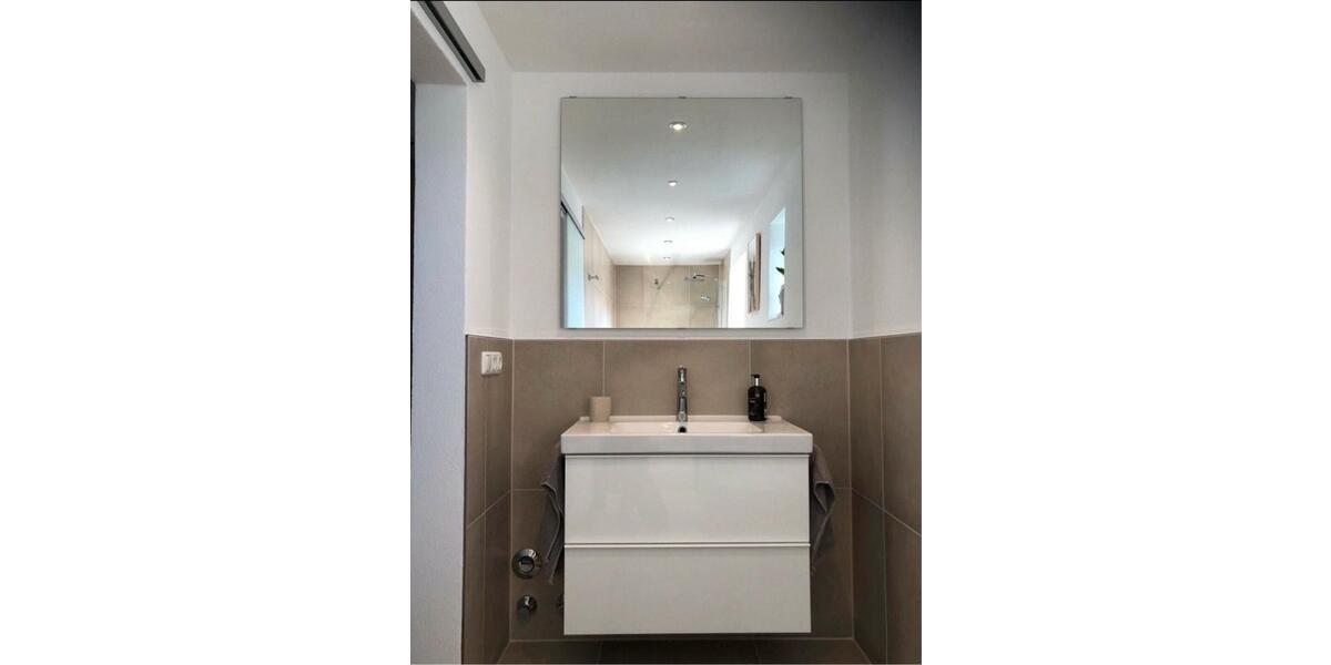 Ab zwei Wochen befristet zu vermieten 1-2 Pers. Wohnung möbliert 2 zimmer