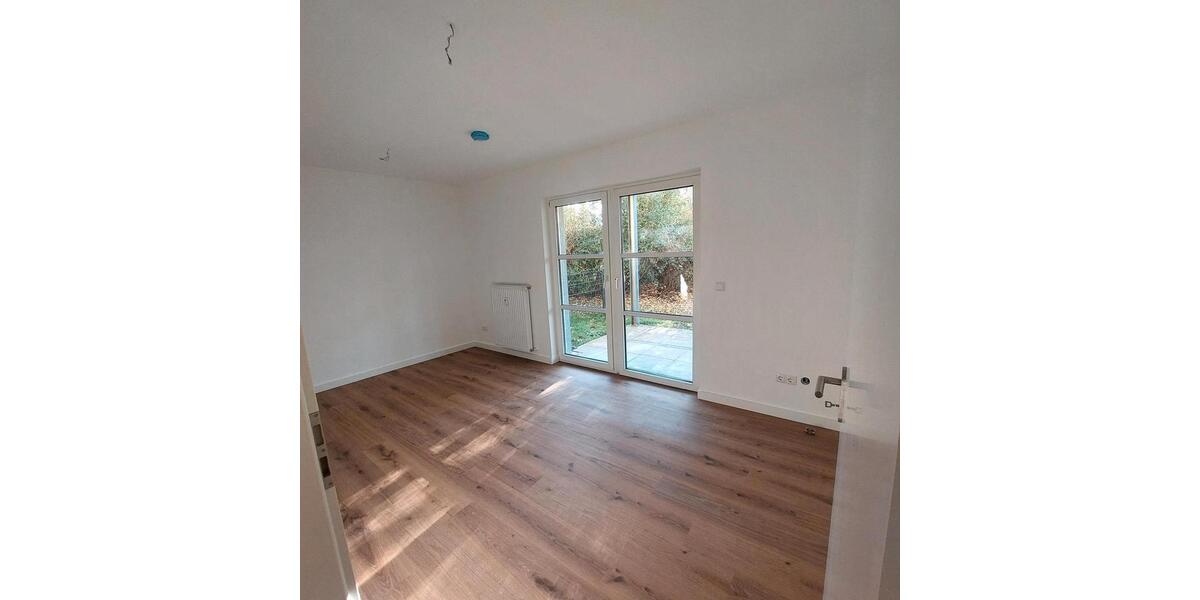 Etagenwohnung Röbel/Müritz Müritz - 3 Zimmer, 67 m&sup2;, 670&euro; | Angebot:25974685