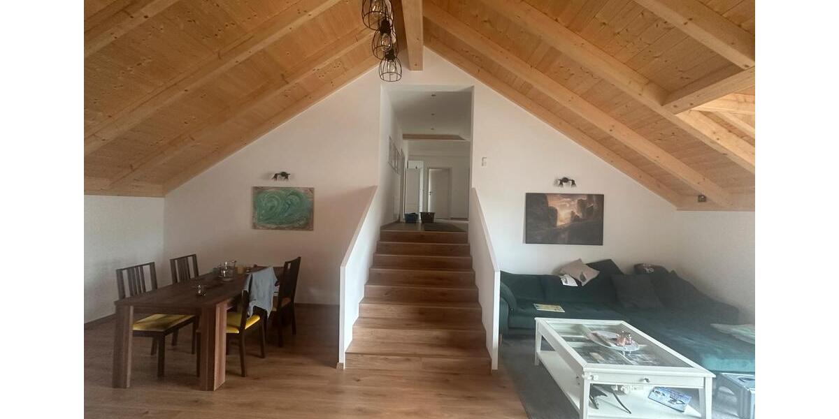 Maisonettenwohnung Landau an der Isar - 4 Zimmer, 130 m&sup2;, 1.150&euro; | Angebot:25650982