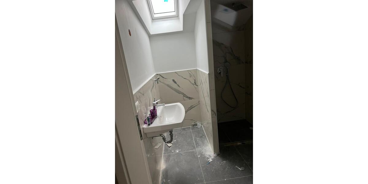 Dachgeschoßwohnung Haßloch - 2 Zimmer, 61 m&sup2;, 1.141&euro; | Angebot:24840792