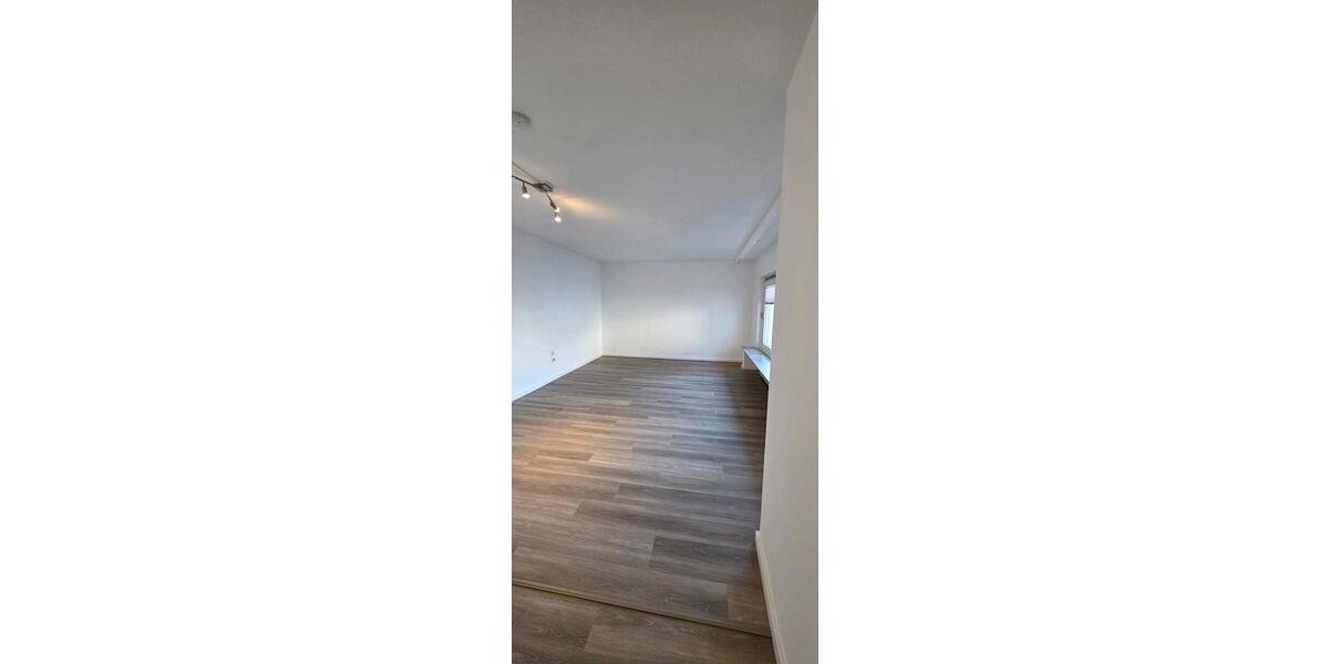 Wohnen auf Zeit Kreuztal - 1 Zimmer, 28 m&sup2;, 365&euro; | Angebot:21398942