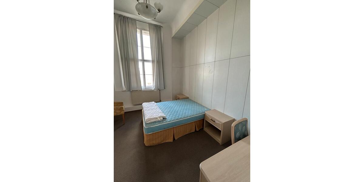 Wohnen auf Zeit Dresden Blasewitz - 10 Zimmer, 1 m&sup2;, 450&euro; | Angebot:26450137