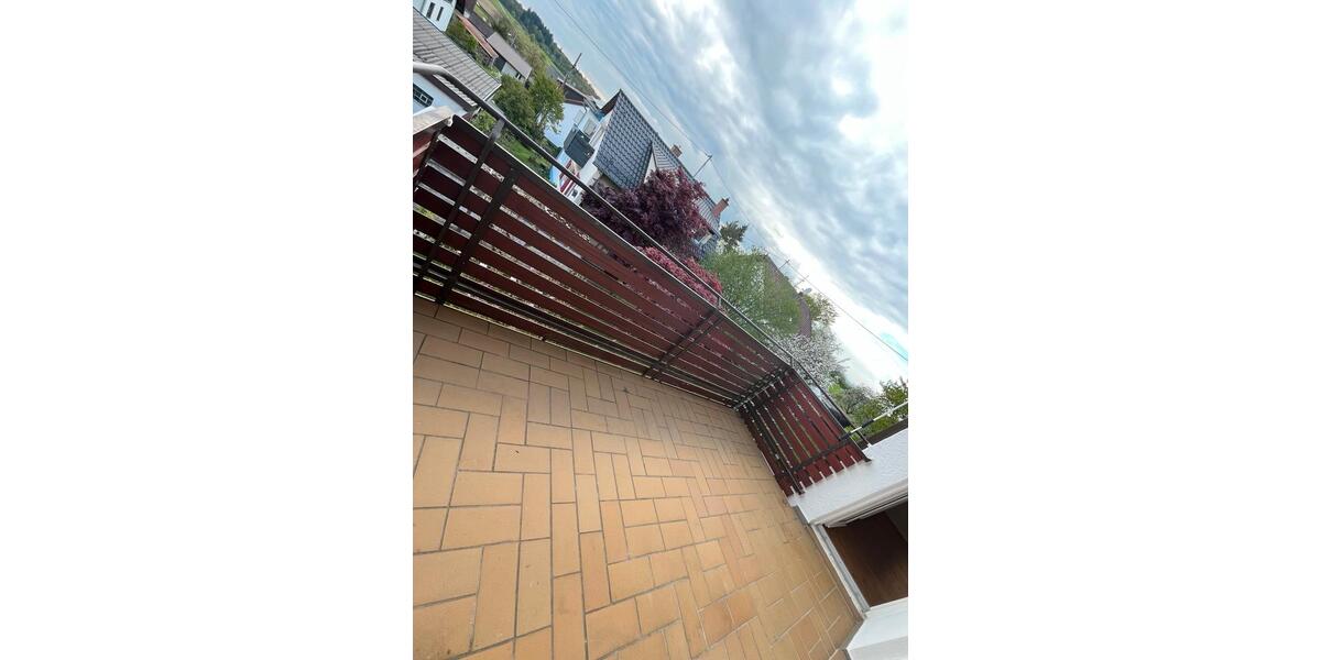 Etagenwohnung Baltmannsweiler - 4 Zimmer, 87 m&sup2;, 1.200&euro; | Angebot:26620989