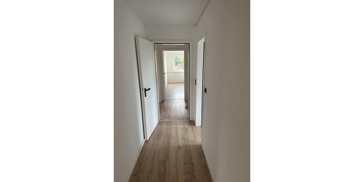 Dachgeschoßwohnung Walsrode - 5 Zimmer, 150 m&sup2;, 1.200&euro; | Angebot:26343108