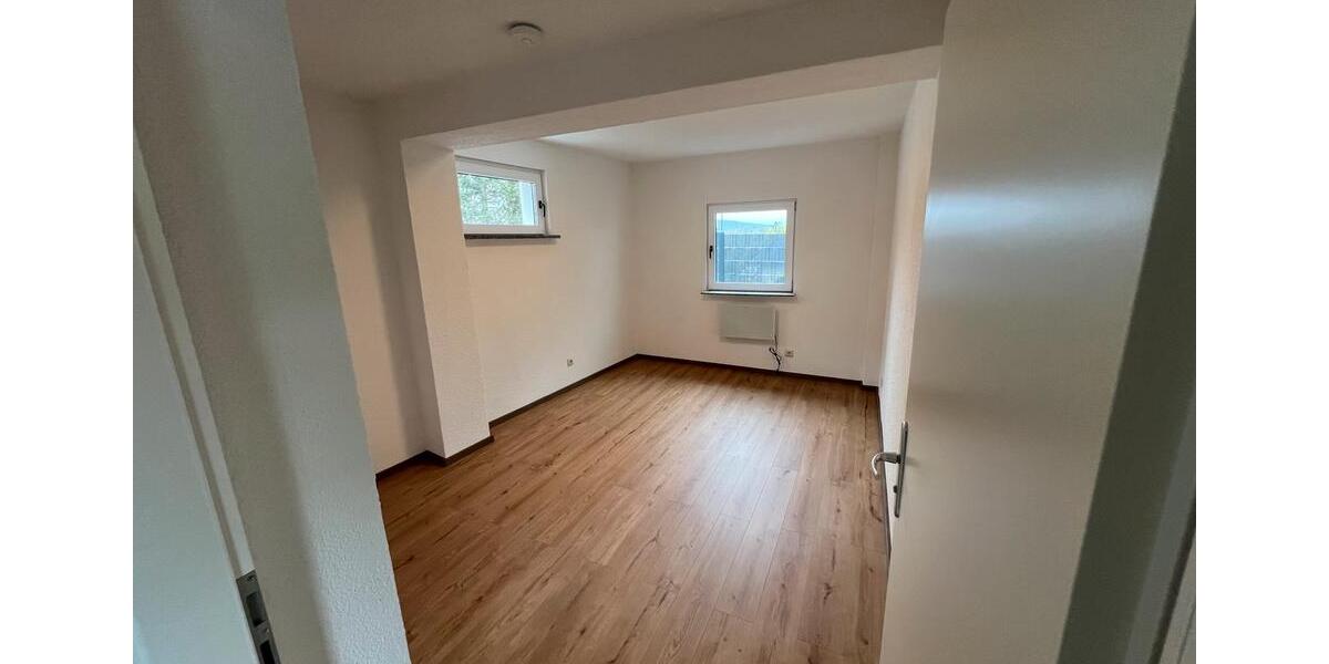 Einfamilienhaus Hohenroda - 3 Zimmer, 81 m&sup2;, 800&euro; | Angebot:26276271
