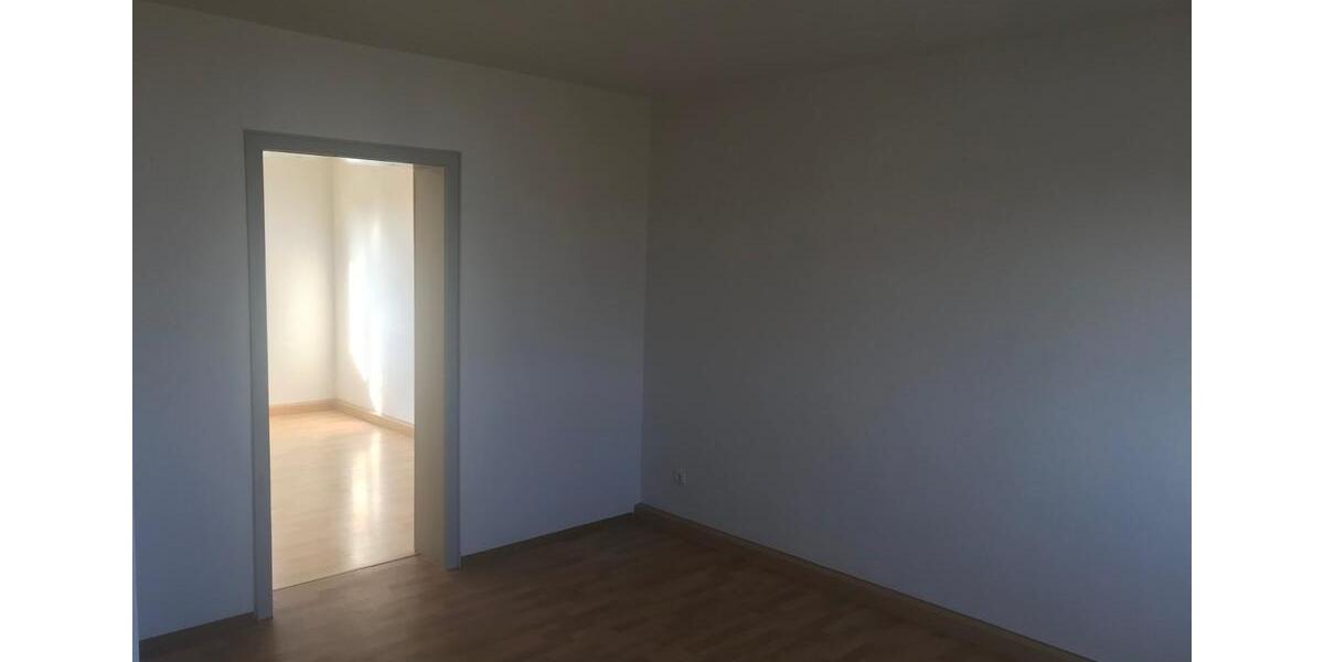 Etagenwohnung Mitterteich - 3 Zimmer, 71 m&sup2;, 465&euro; | Angebot:25603827