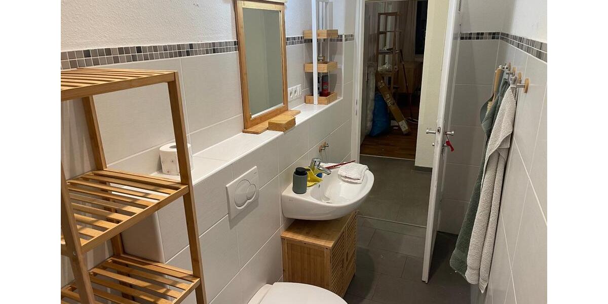 Etagenwohnung Würzburg - 4 Zimmer, 16 m&sup2;, 450&euro; | Angebot:25428016