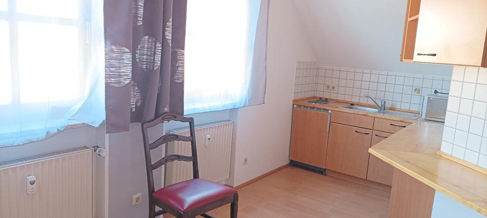 Etagenwohnung Oberviechtach - 1 Zimmer, 30 m&sup2;, 280&euro; | Angebot:26278696