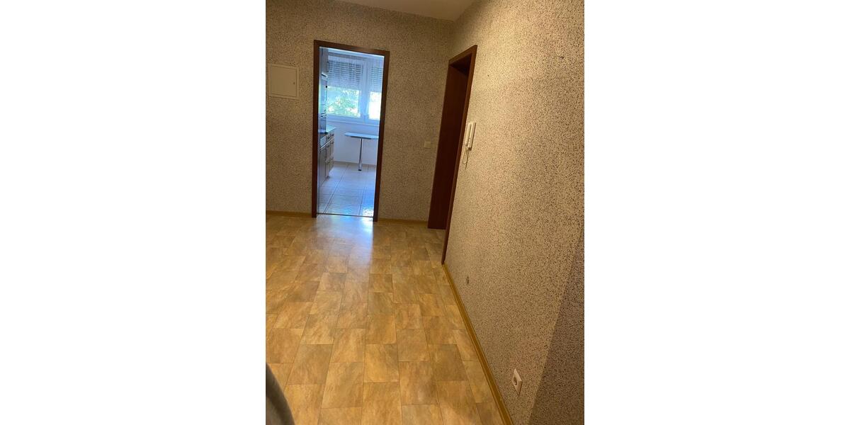Etagenwohnung Künzelsau - 3 Zimmer, 79 m&sup2;, 850&euro; | Angebot:26578959