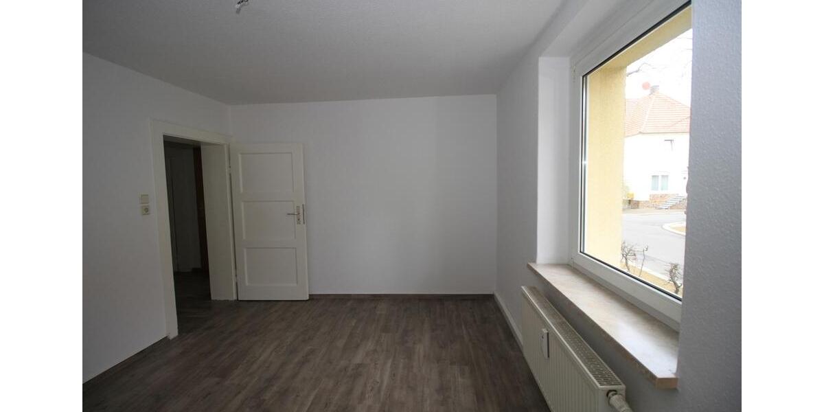 Erdgeschoßwohnung Borna - 2 Zimmer, 49 m&sup2;, 325&euro; | Angebot:24806455