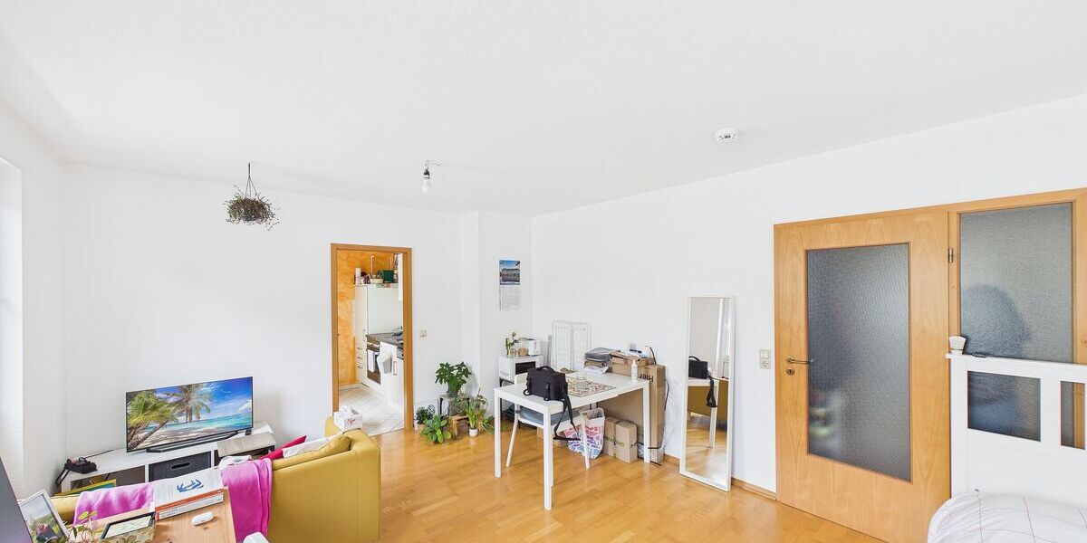 WNG 1. OG - Trier-City FREI ab 01.03.2026 500 EUR Kaltmiete 1 Zimmer - 35 m² Einbauküche Stellplatz Aufzug - Etagenwohnung Trier | Angebot:25136749