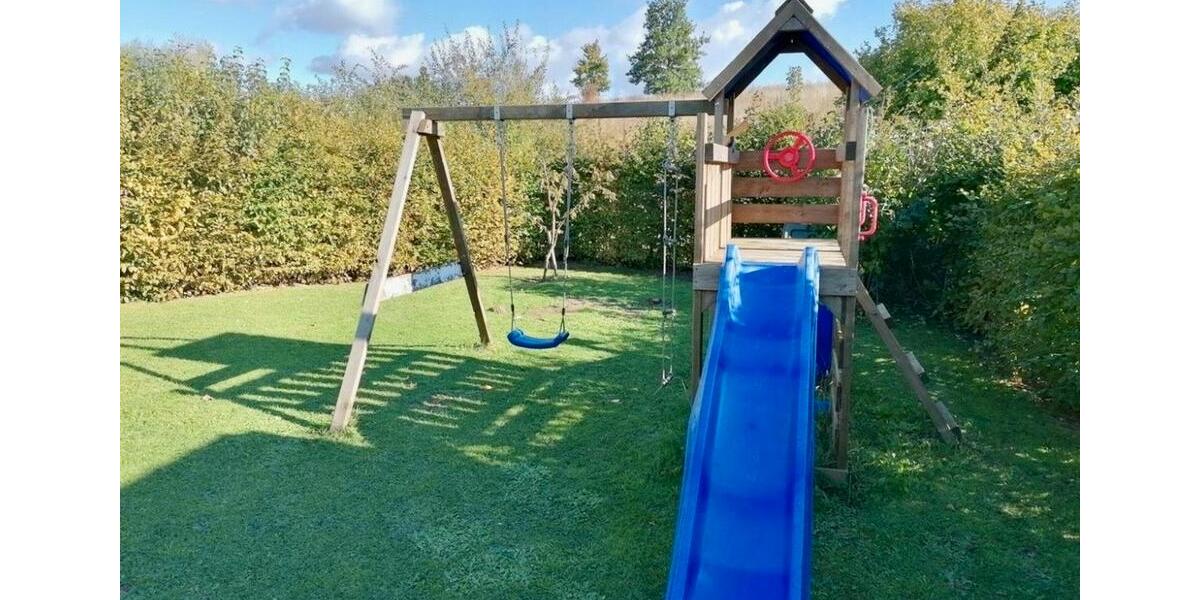 Einfamilienhaus Rastow - 6 Zimmer, 180 m&sup2;, 2.280&euro; | Angebot:25641665