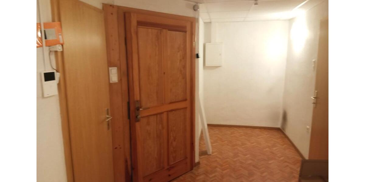 Etagenwohnung Lindau (Bodensee) - 2.5 Zimmer, 90 m&sup2;, 650&euro; | Angebot:26567492