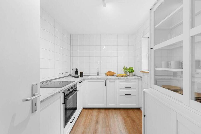Stilvoll möblierte 2 Zimmerwohnung mit Garten und Terrasse
