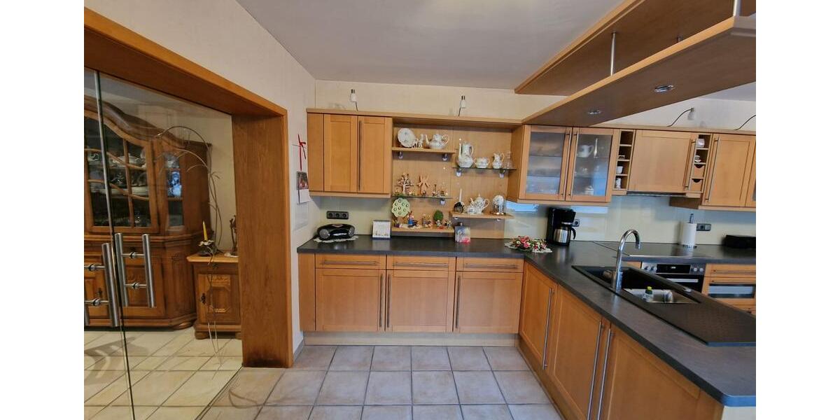 Erdgeschoßwohnung Mönchengladbach Nord - 4 Zimmer, 124 m&sup2;, 1.200&euro; | Angebot:26312960