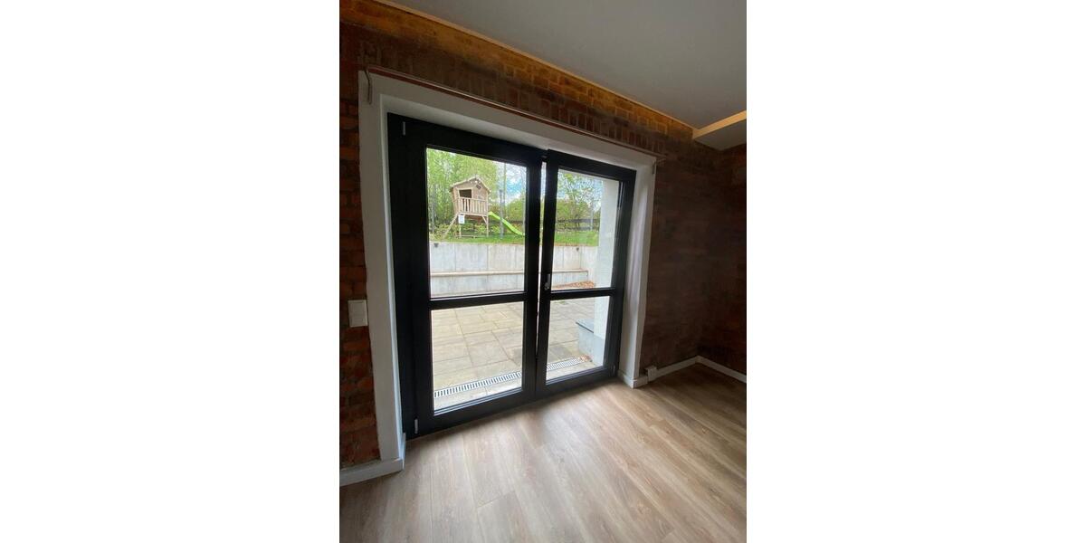 Terrassenwohnung Treuen - 4 Zimmer, 175 m&sup2;, 1.750&euro; | Angebot:25991296