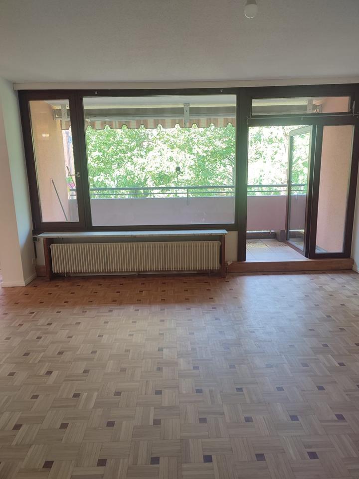 Helle 3,5-Zimmer-Wohnung mit Balkon & Parkblick – Toplage