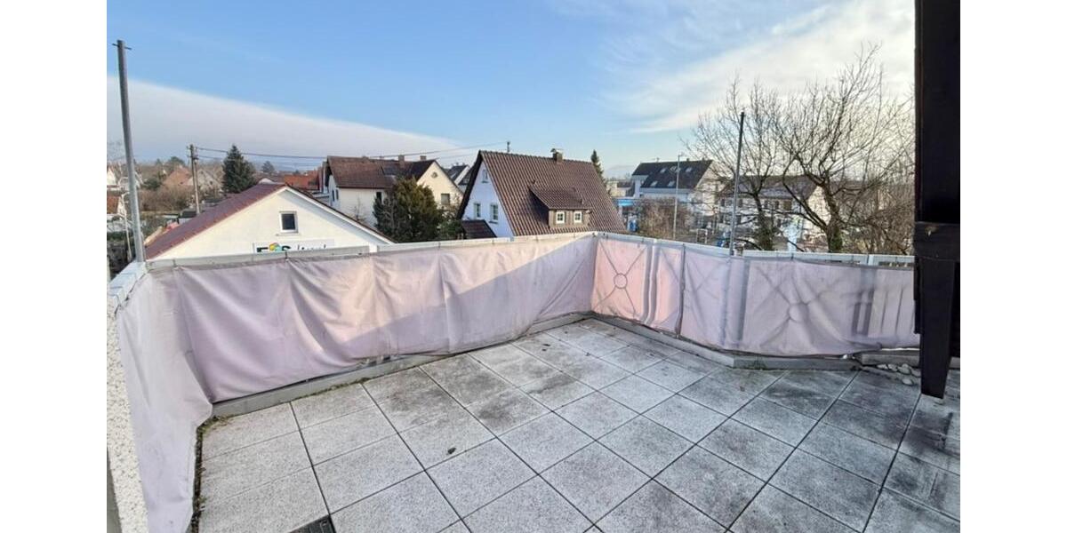 Dachgeschoßwohnung Kirchheim unter Teck - 3 Zimmer, 100 m&sup2;, 1.360&euro; | Angebot:24811598