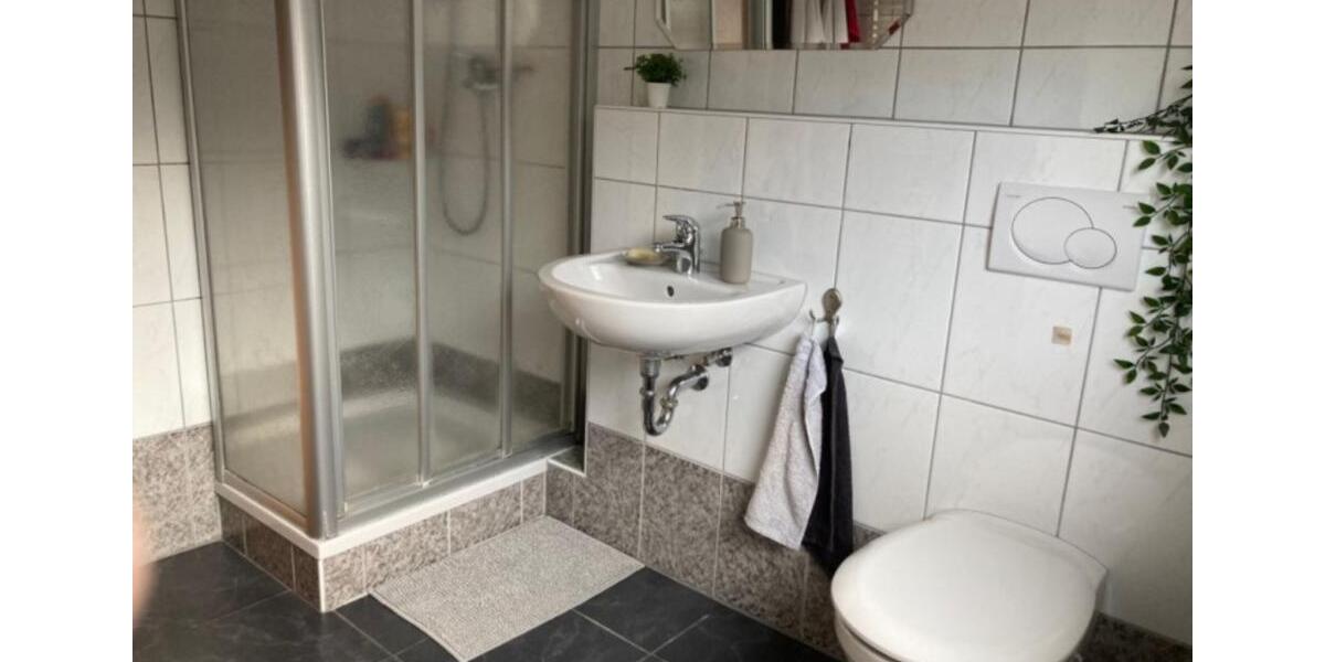 Wohnen auf Zeit Siegen Weidenau - 1 Zimmer, 18 m&sup2;, 300&euro; | Angebot:24634150