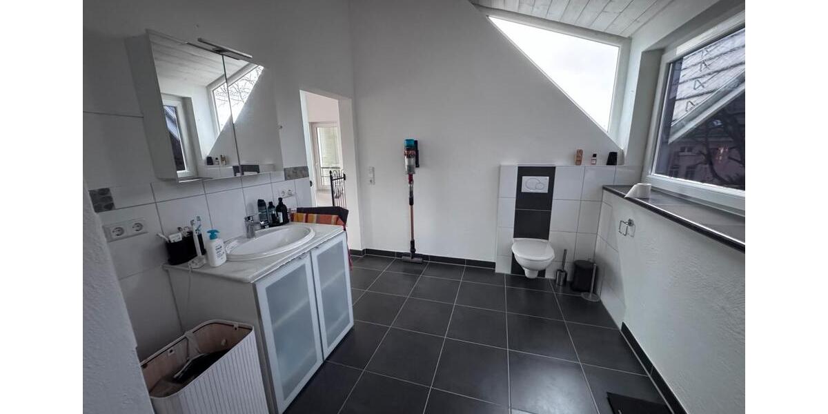 Dachgeschoßwohnung Wangen im Allgäu - 3 Zimmer, 98 m&sup2;, 1.425&euro; | Angebot:26238414